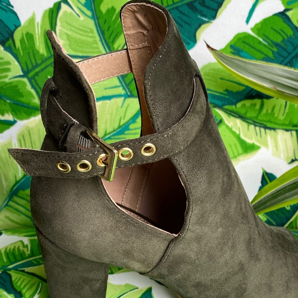 Olive Open Toe Cutout Booties - Picture 2 of 3